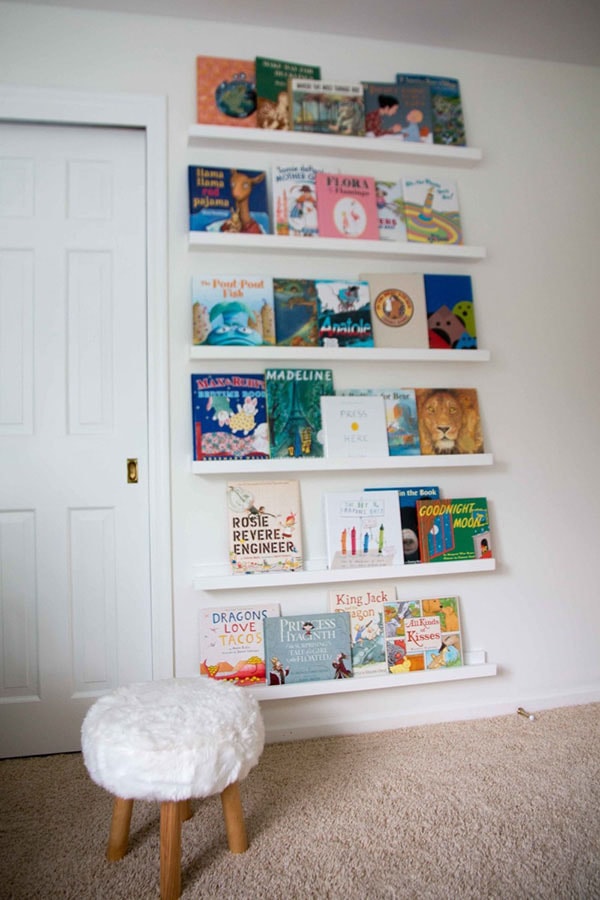 diy nursery bookshelf
