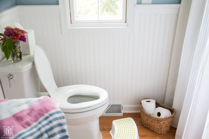 Mom likes to keep her bathroom neat and tidy. See her 9 simple tips and  tricks