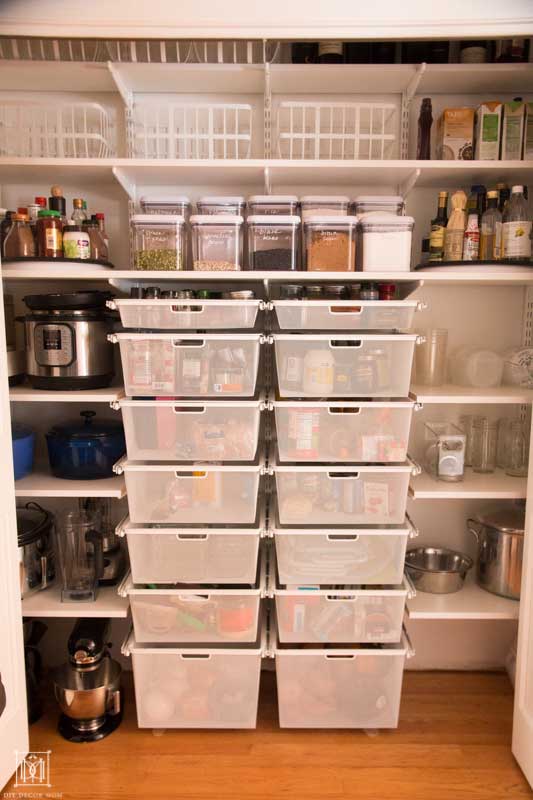 https://www.diydecormom.com/wp-content/uploads/2018/11/organized-pantry-with-deep-drawers.jpg